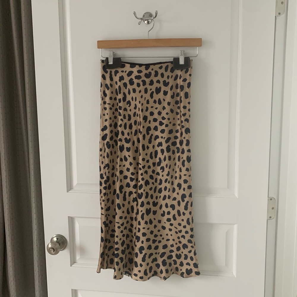 Realisation par leopard print silk skirt - great condition. Size small.